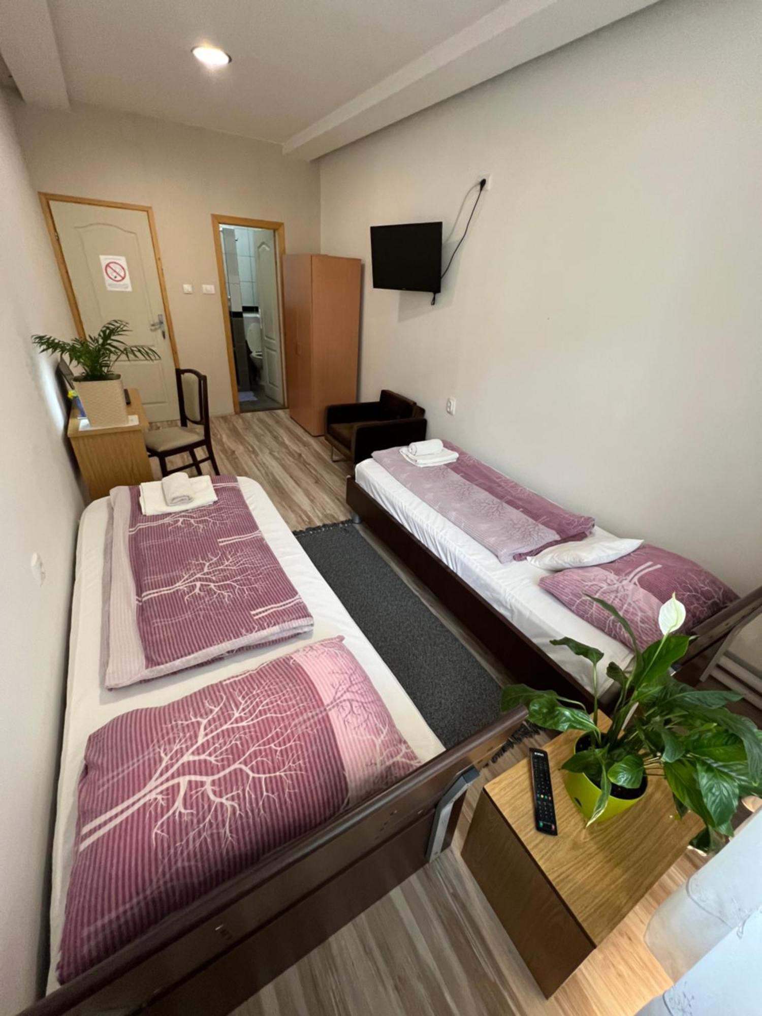 Bezdan Guesthouse エクステリア 写真