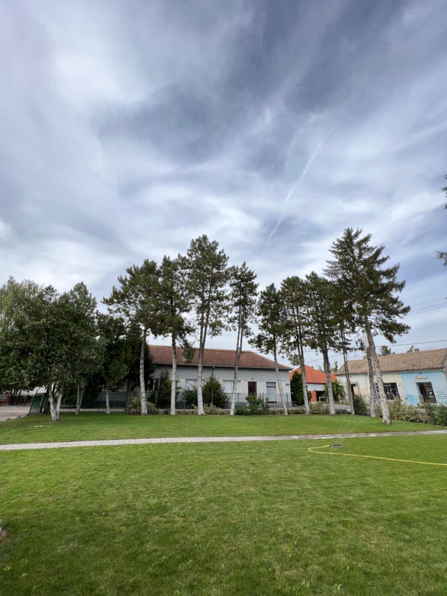 Bezdan Guesthouse エクステリア 写真